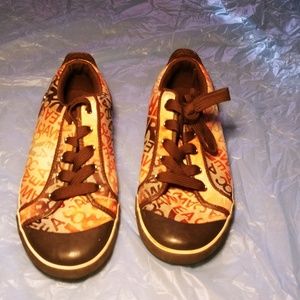 Rocawear Fashion Sneakers Size 8.5
